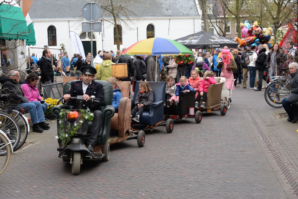 ../Images/Bloemencorso Noordwijkerhout 109.jpg